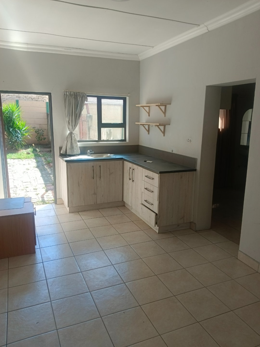To Let 1 Bedroom Property for Rent in Dagbreek Free State
